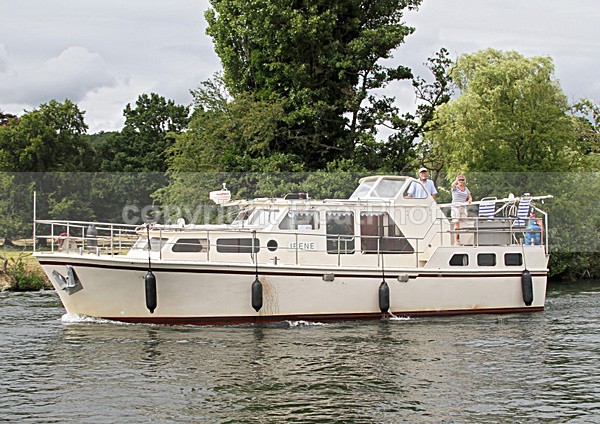 100702 IRENE IMG_0200 - HENLEY REGATTA - FRIDAY 2nd JULY 2010