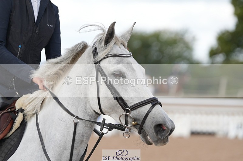 250921-122421-02912 - Cls 9 Pony Foxhunter and 1.10m