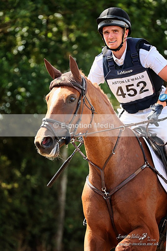 BEXC 140826 566a - Equestrian