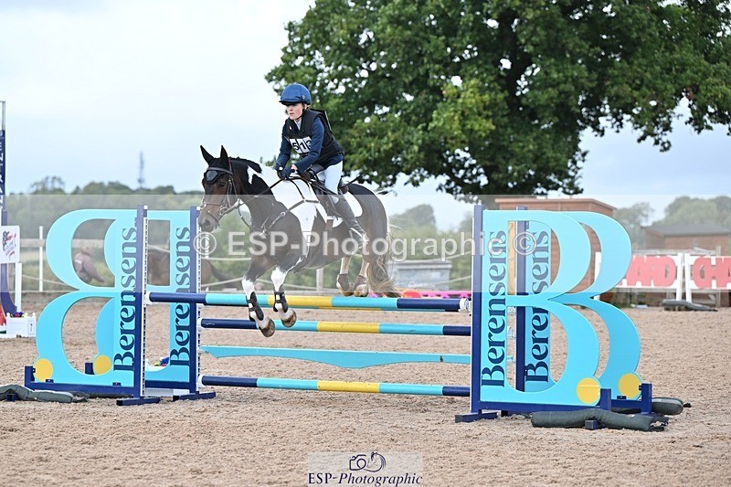 250831-124432-08414 - K-513-Nancy.Mort