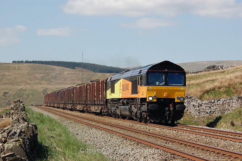 27.4.11 66845 6J37 Carlisle - Chirk, Dentdale - Dentdale