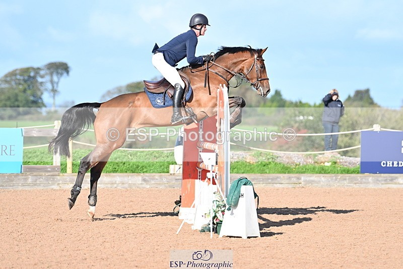 231014A-102634-04093 - Cls 18 Newcomers & 1.10m Open