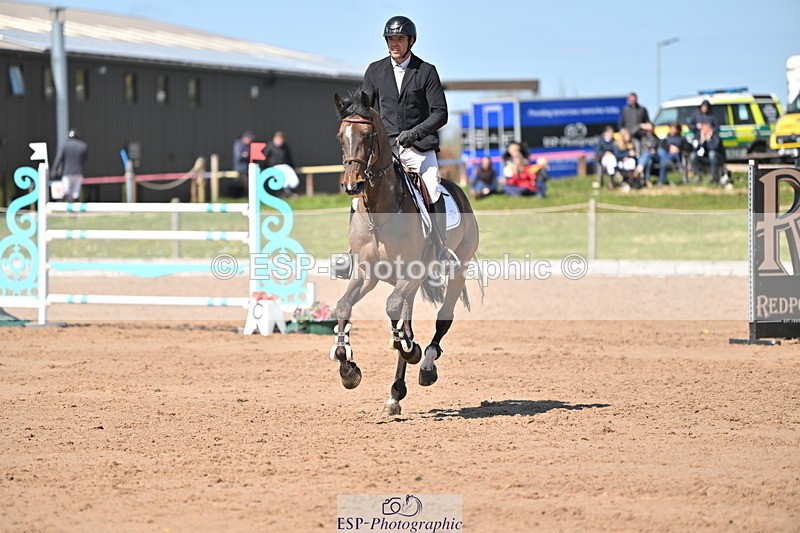 240420A-141223-11646 - Cls 7, 2 Star Medium Tour 1.35m