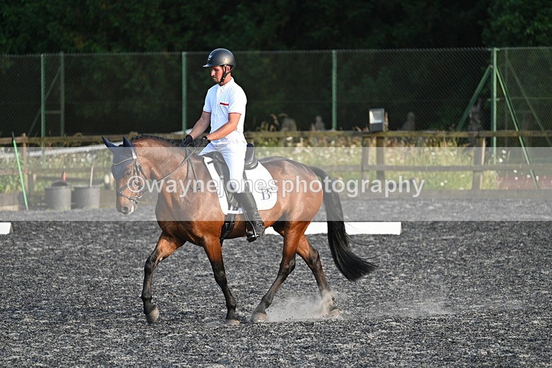 WJ7_0177 - Time 19:22 to 19:36