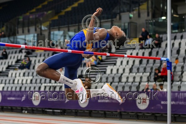 AgeInd25SAT-917671 - Field Male