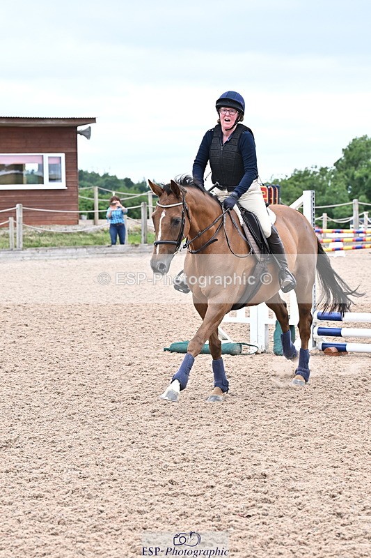 250610A-153940-00030 - Clear Round and 60cm