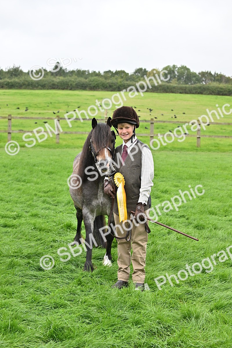 SBM_68657 - S42 - Junior Handler 9-12 Years
