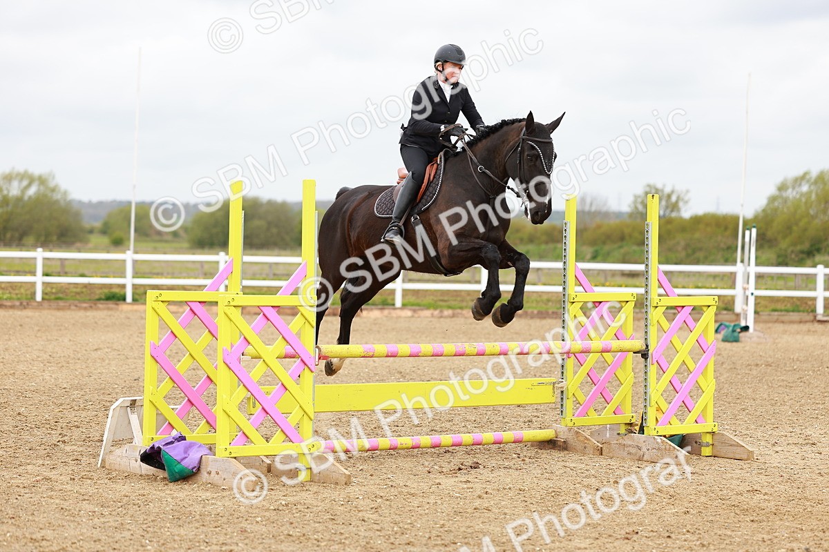 SBM_001936 - class 8 - Senior British Novice - 90cm