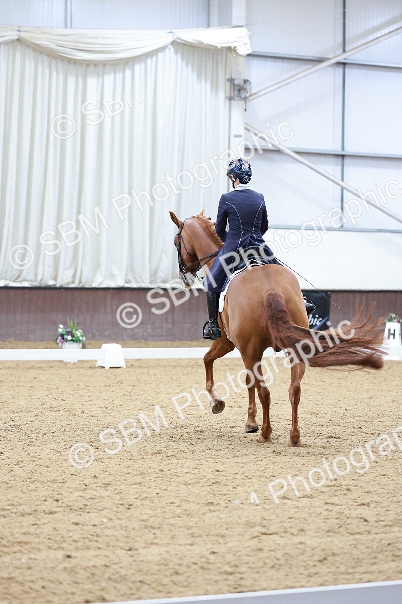 SBM_020877 - Class 13 - FEI INT I - 16.26-17.14