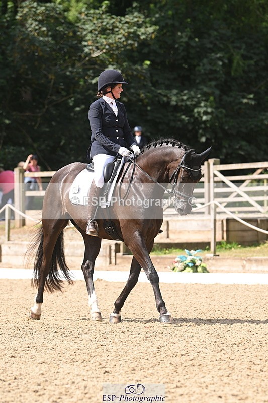 250720A-105715-09779 - 169-Caroline.Squire-Viva.Venezuela