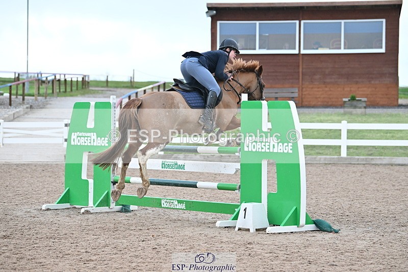 231119A-142746-06099 - Sun Cls 9 National 1.15m