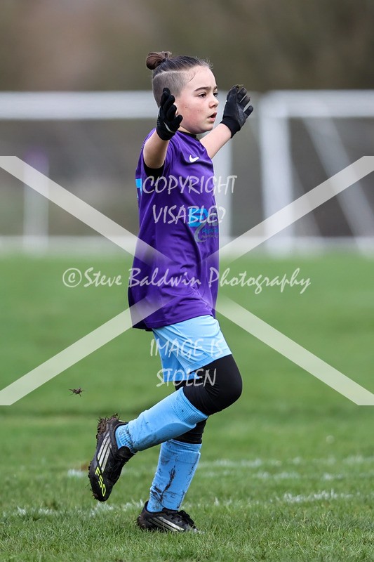 1DX30557 - 2026-03-01  FC Abbey Meads U11 Grey V Hungerford Town Juniors U11 Gladiators