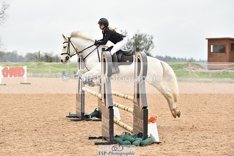 240331A-104948-00527 - 90cm First Round