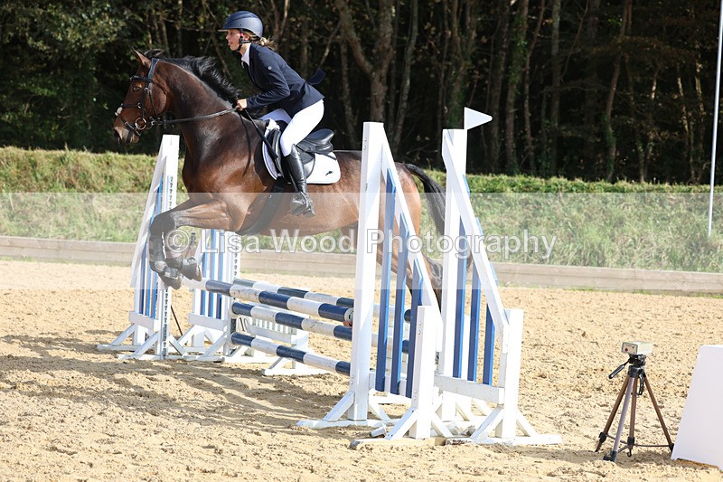 3E7A8145 - Class 4: 70cm open