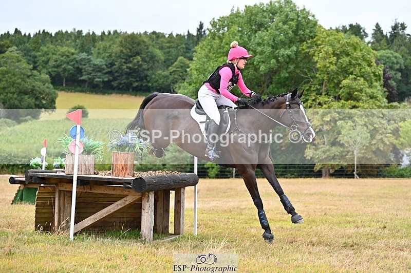 250803A-103856-09942 - L-504-Chloe.Williams-FIRST.LADY