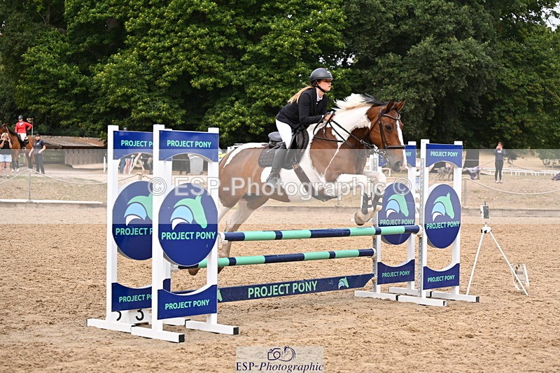 250817A-104904-03933 - Cls 16 Snr British Novice