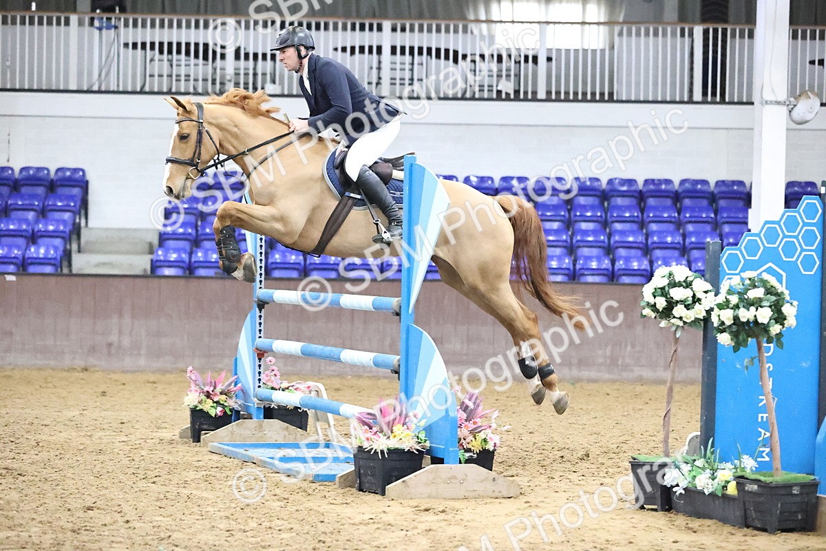 SBM_002082 - Class 10 - Senior Newcomers - 1.10m