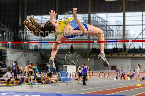 AgeInd25SAT-910350 - Field Female