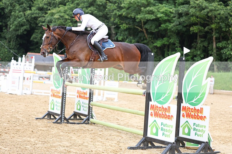 3E7A6611 - Class 9: Senior 1.15m Open