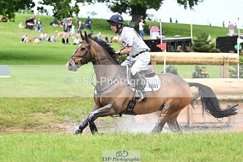 240525-153915-17227 - 222-KILCANNON_SENSATION-Harry_Meade