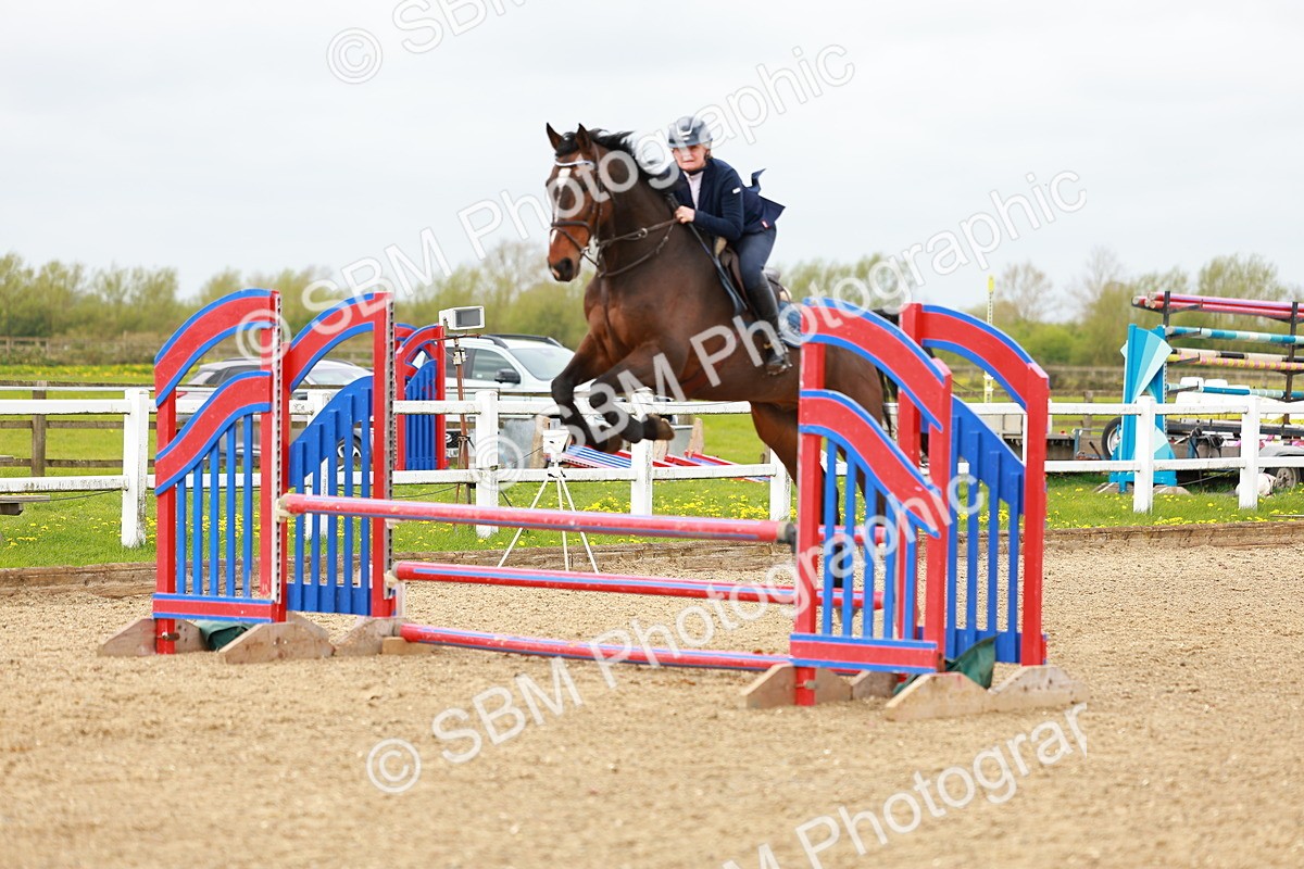 SBM_001869 - class 8 - Senior British Novice - 90cm