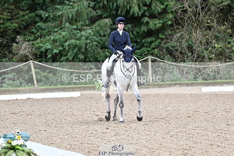 251022A-150558-00464 - B-109-Zoe.Davies