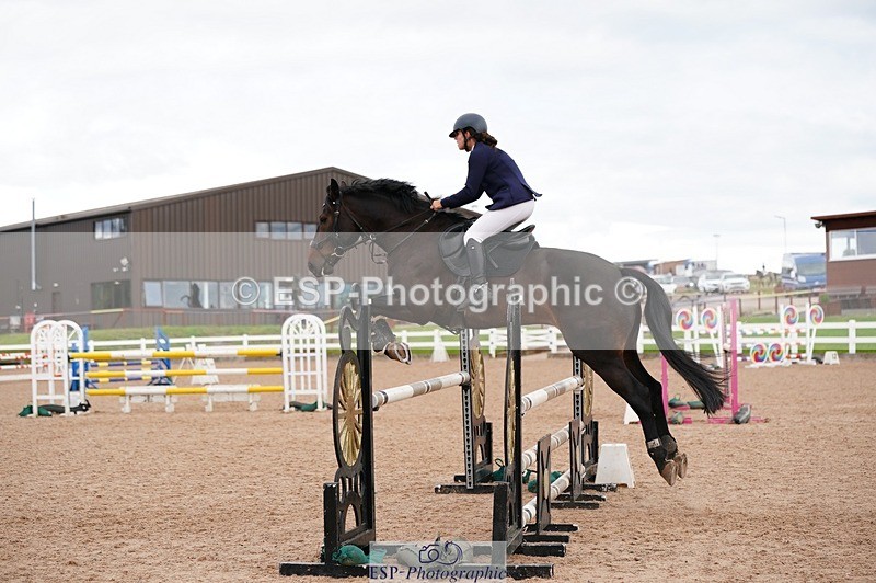 250921-144100-04110 - Cls 27+28 Club and Schools 1m