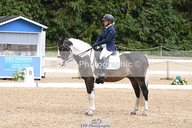 250720A-144342-11902 - 164-Dominique.Kinnaird-Perry-Pallas.Vanquish