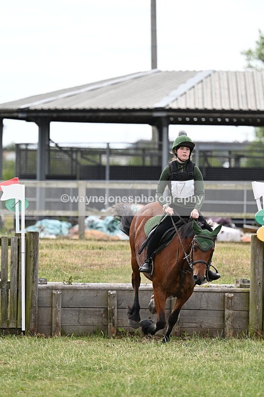 WJ7_5232 - 60cm XC Time 10:17 to 10:49