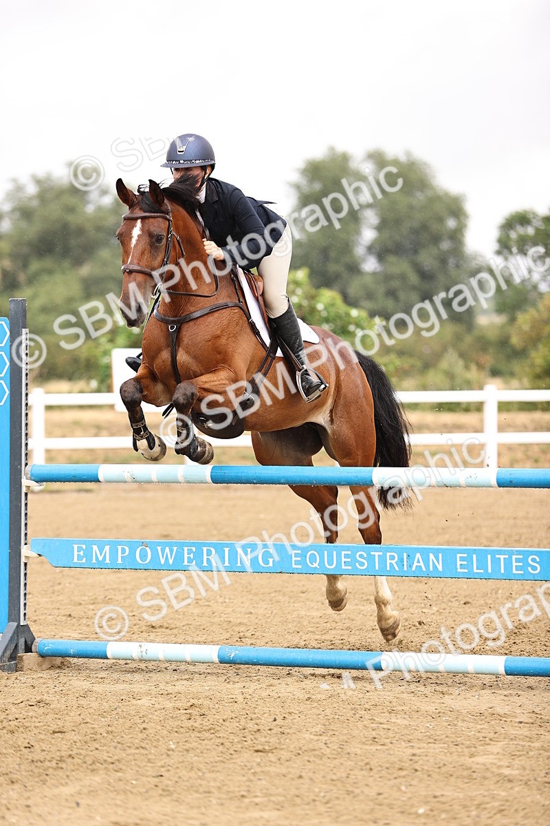 SBM_026667 - Class 12 - Amateur Championship Qualifier 1.05m