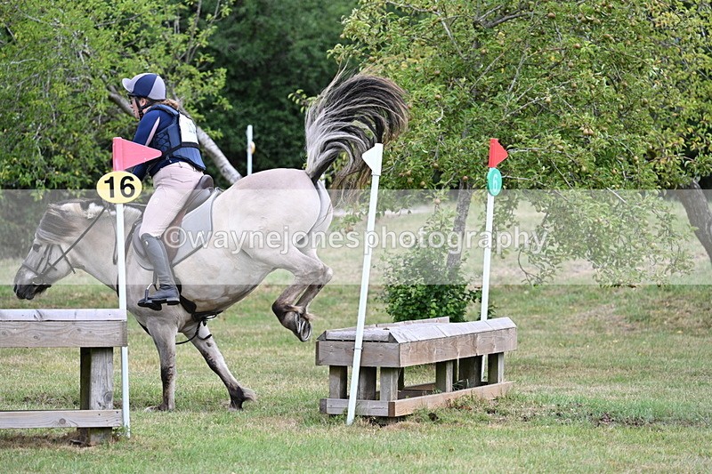 WJ7_4794 - 60cm XC Time 09:58 to 10:16