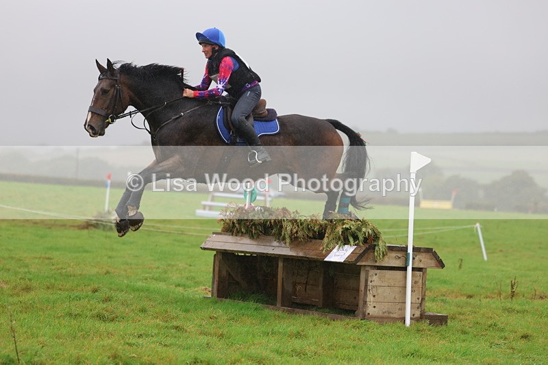 3E7A1825 - Class 4: 80cm: Box