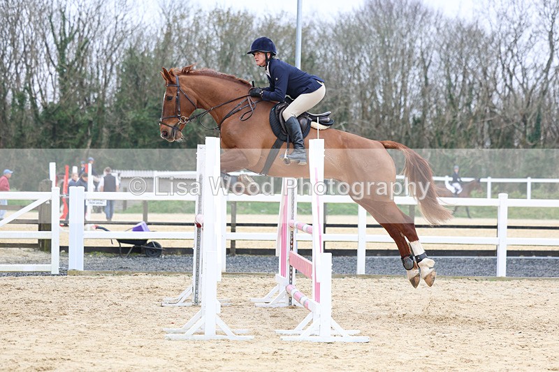 3E7A7588 - Class 8: Senior Newcomers/1.10m open