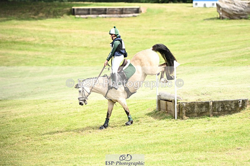 240825X-134828-34545 - 80cm XC 13.30 to 14.30