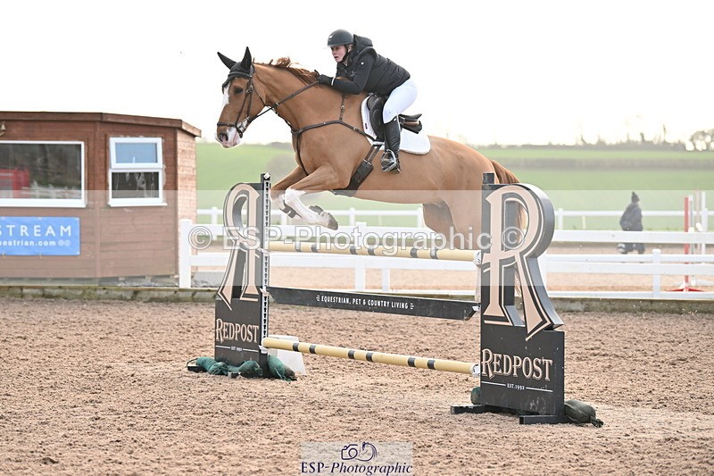 231209A-132634-01921 - Cls 13 Foxhunter & 1.20m Open