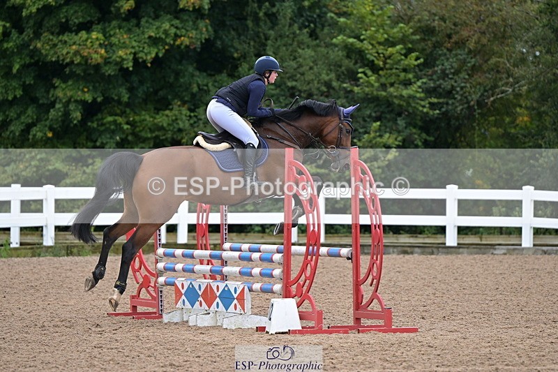 240925A-102203-00053 - Clear Round