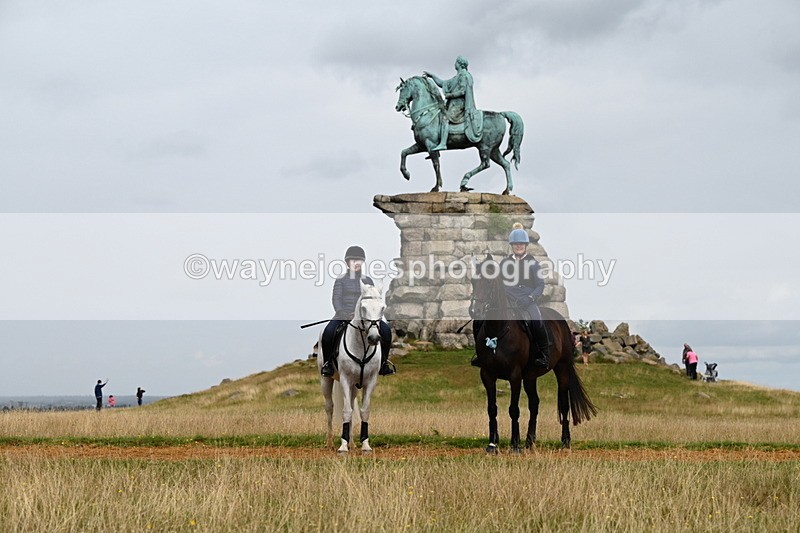 DSC_8123 - Time at Statue 13:52 to 14:33