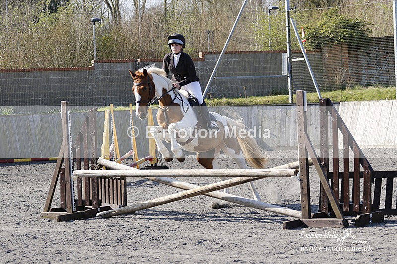 _EST0387 - Bourne Valley Riding Club Winter Showjumping 27/03/22