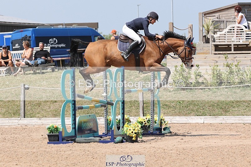 250725-143344-03348 - Cls 3 Snr Foxhunter