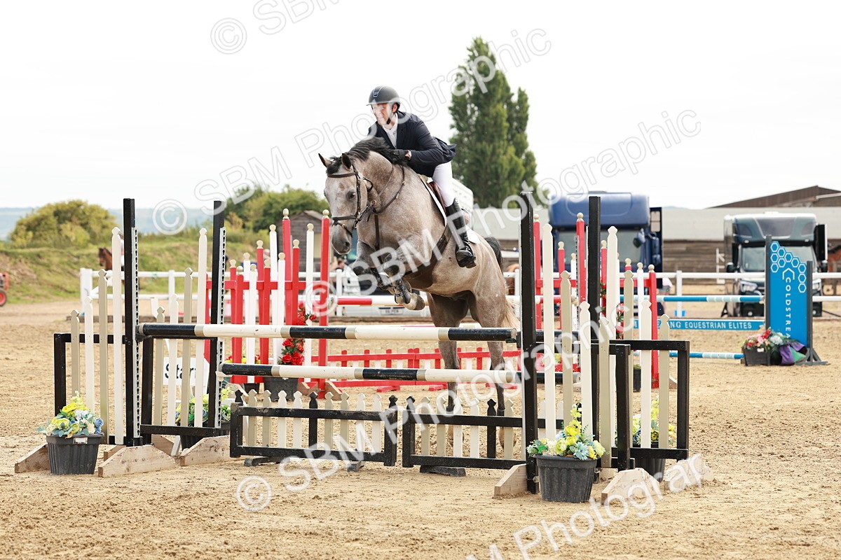 SBM_016869 - Class 20 - Senior Newcomers - 1.10m