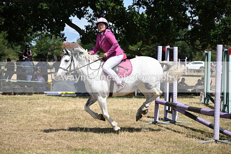 WJ6_5932 - Class 13 Novice 60cm