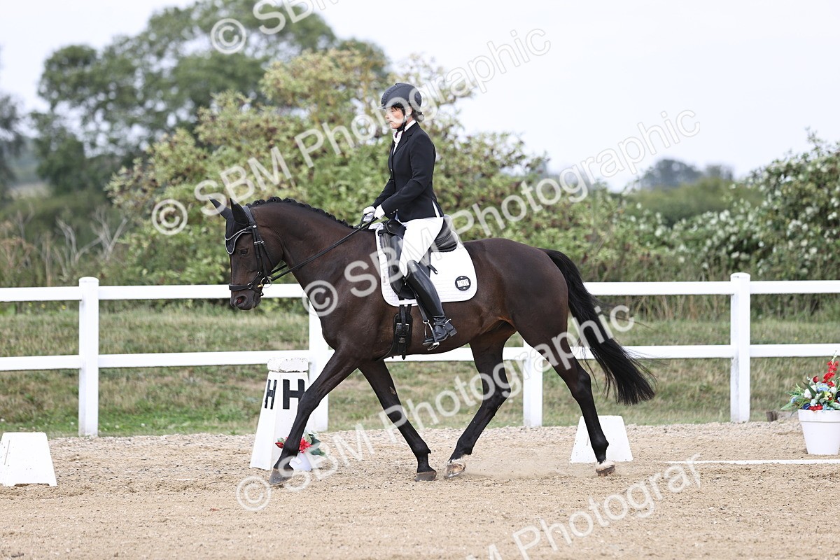 SBM_017935 - Class 14 - Novice 23 - 15.16-16.19