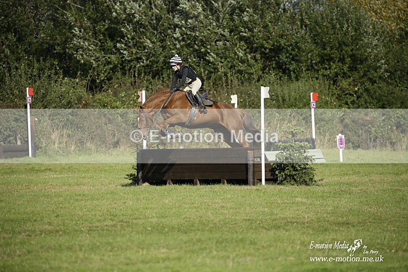  WWHT 171021 3580 - Intermediate Pairs (0.90m)  17/10/21