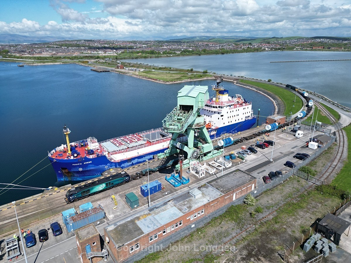 JL - 11.5.23 68002 'Intrepid' 7X24 Barrow Marine T - Sellafield - Cumbrian Coast (north to south)