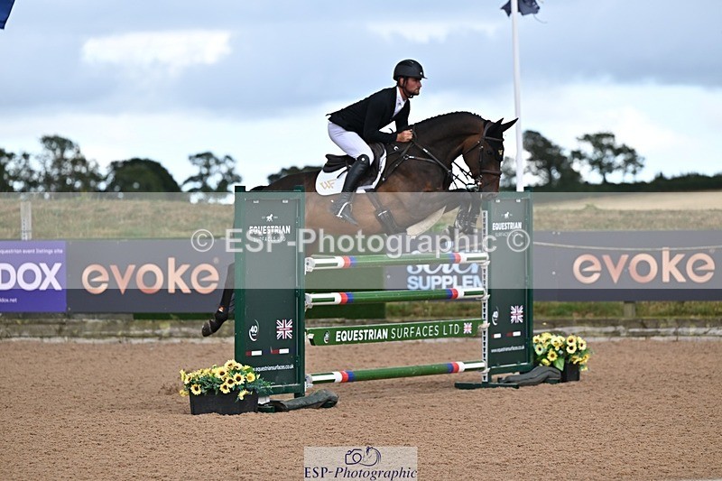 260730-150454-02204 - Cls 4 Chard 7yr old Championships