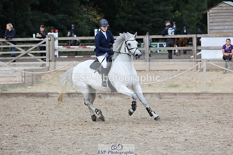 250829A-104350-01202 - Cls 7 British Novice and 90cm