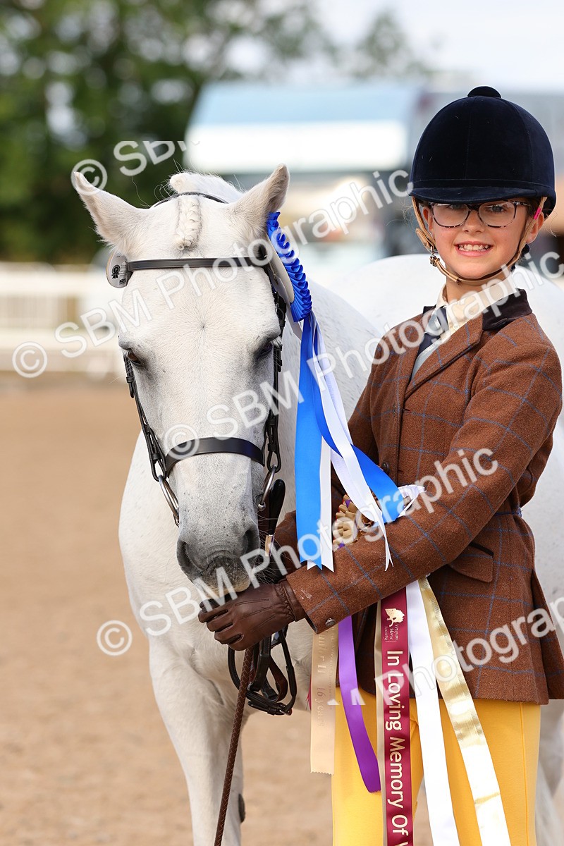 SBM_09260 - Class 204 - Young Handler