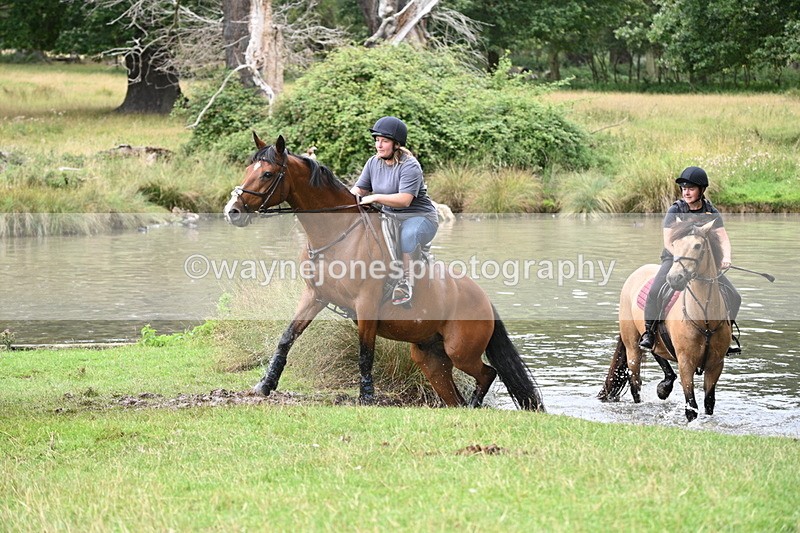 WJ7_2318 - Time at Water 11:14 to 11:36
