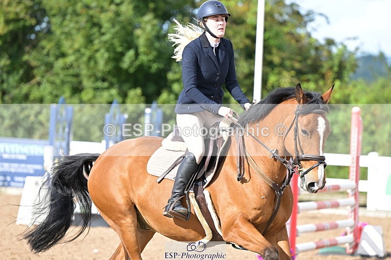 240912A-095805-00850 - Cls 8 Snr British Novice and 90cm Open