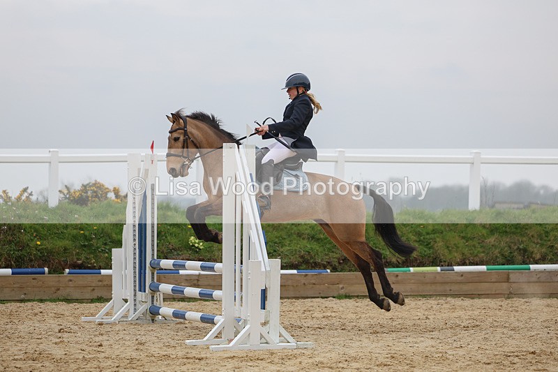 3E7A8040 - Class 11: Junior 70cm